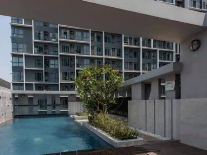 Condo for Rent at The President Condo Sukhumvit 81
