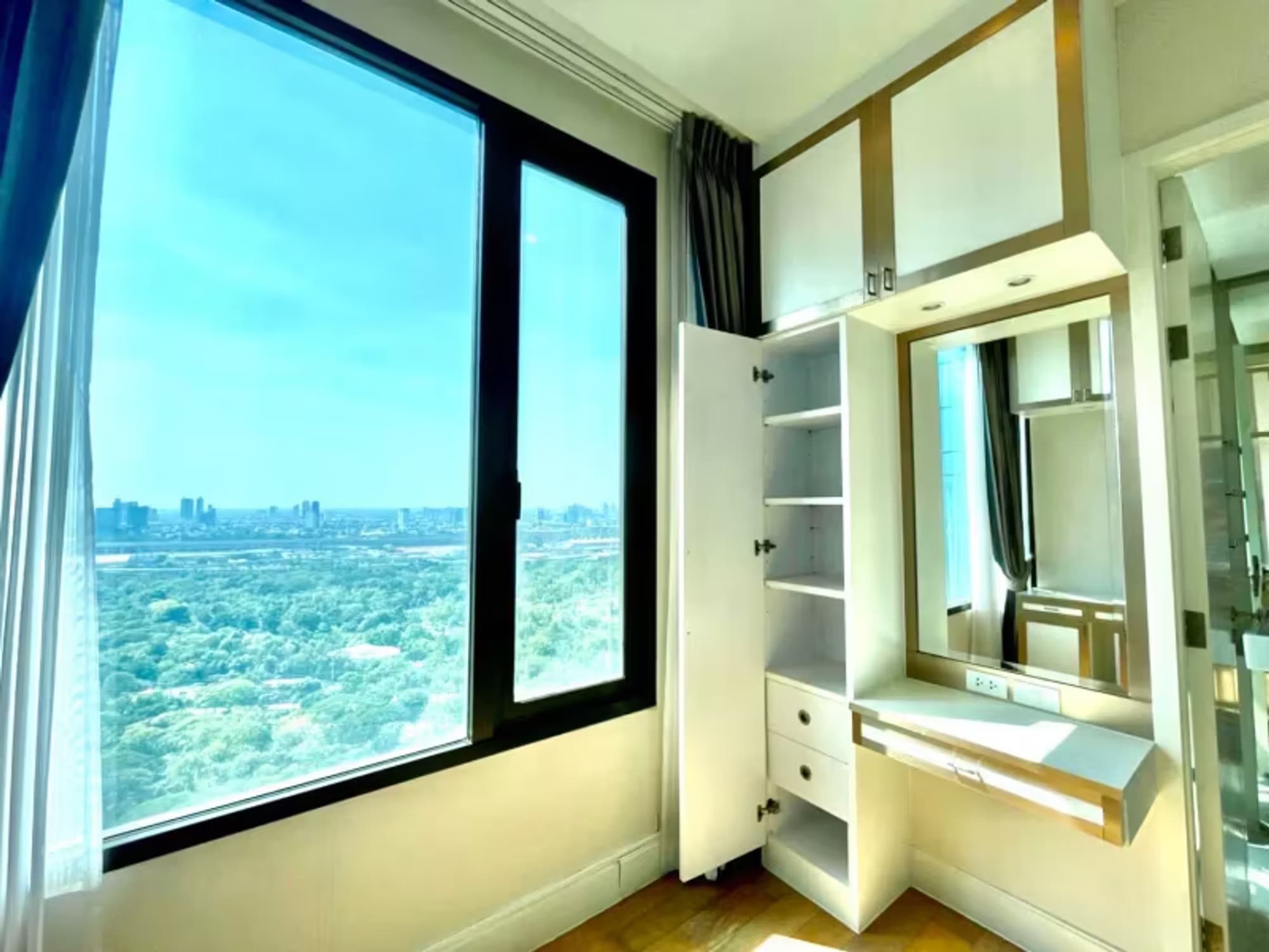 2 Bedroom Condo - Image 8