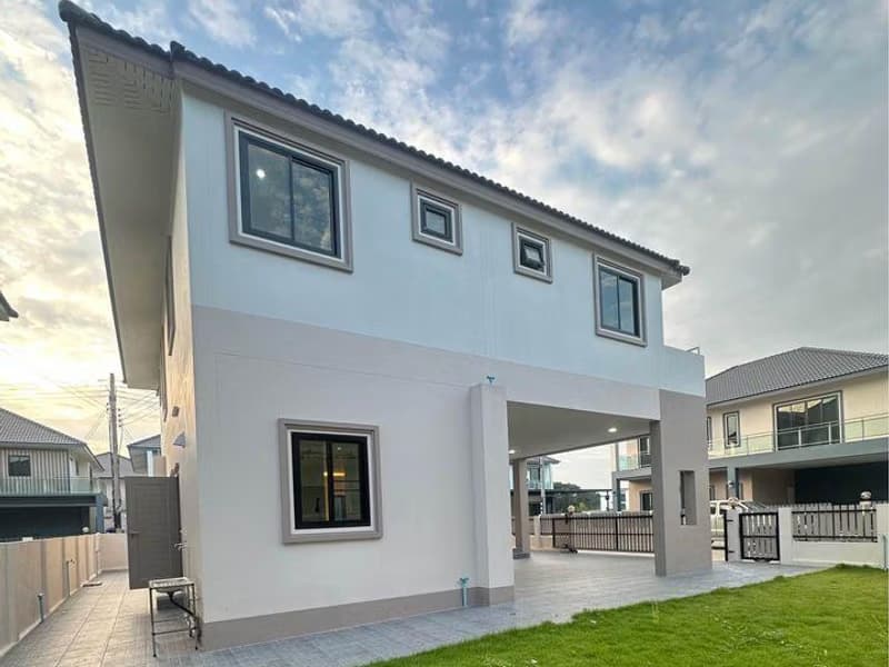 4 Bed House for Sale in San Sai District