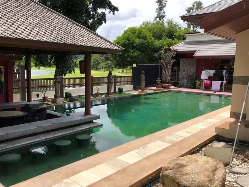 Owner finance available - Pool Villa For Sale At Highlands Golf Course