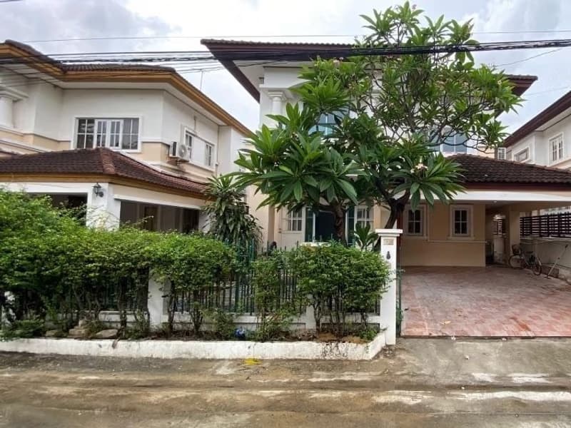 4 Bed House for Sale in Suan Luang