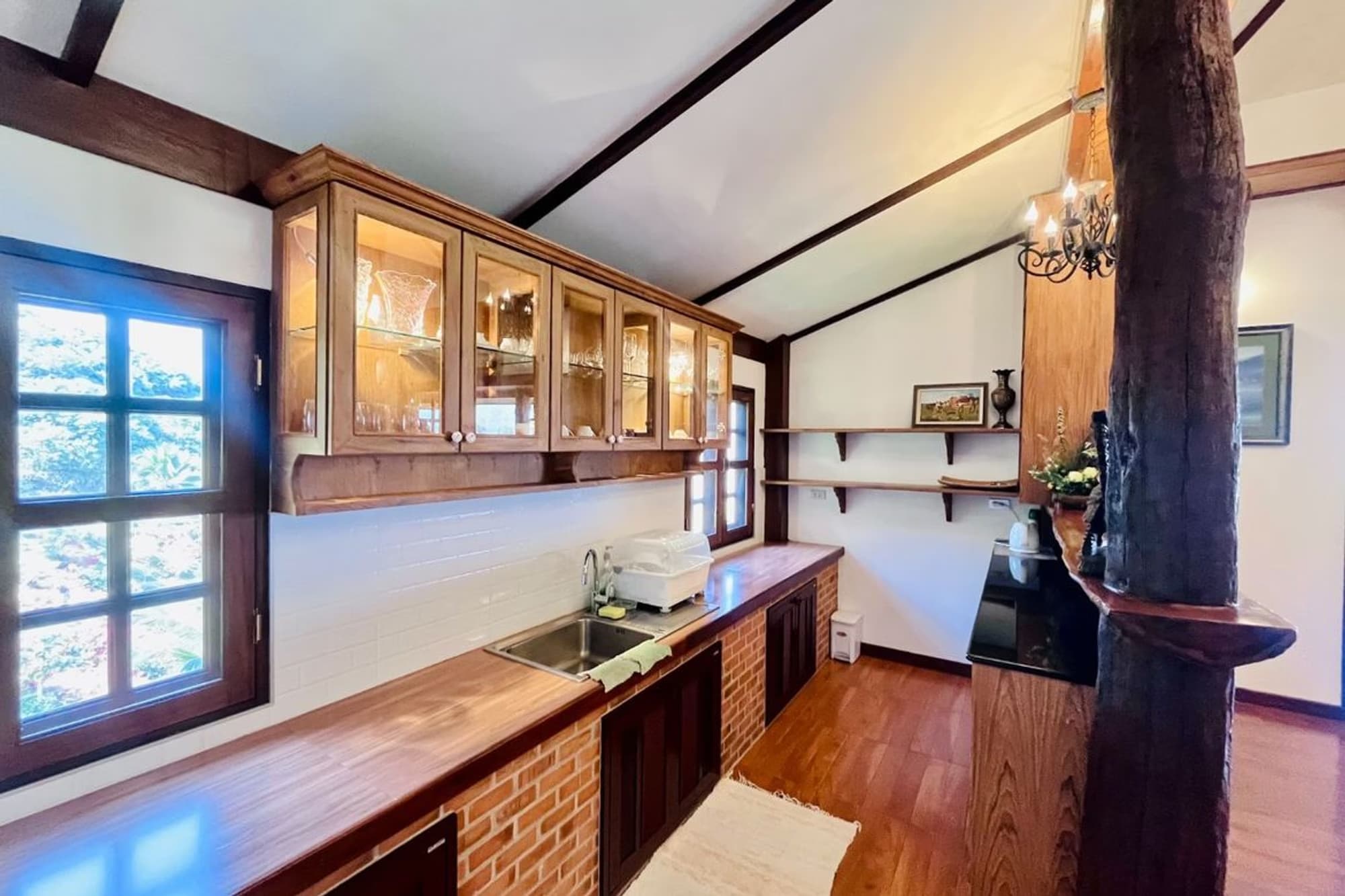 Swiss Style house for rent - 3 bedrooms, 4 bathrooms, surrounded by nature and stunning views - Image 14