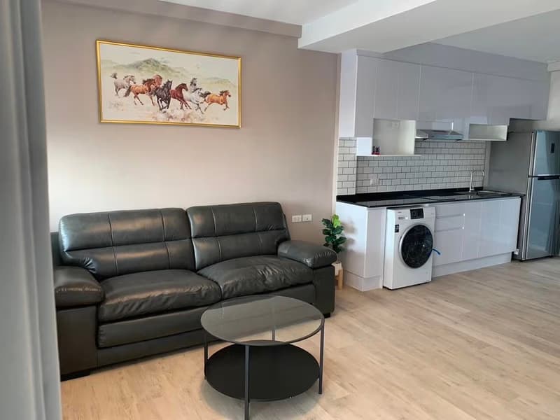 2 Bed Townhouse for Rent and Sale in Prawet