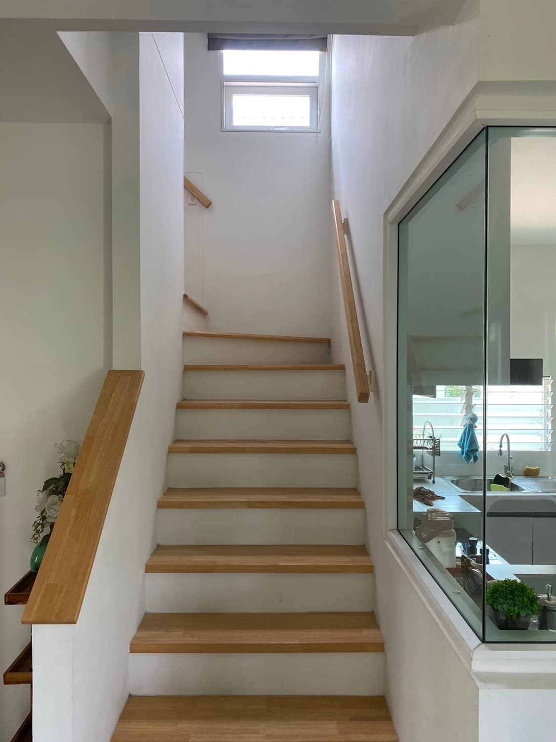 3 Bed House for Rent and Sale in Mueang Samut Prakan - Image 5
