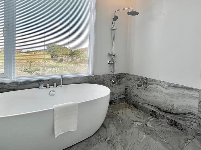 4 Bed House for Sale in Hang Dong District