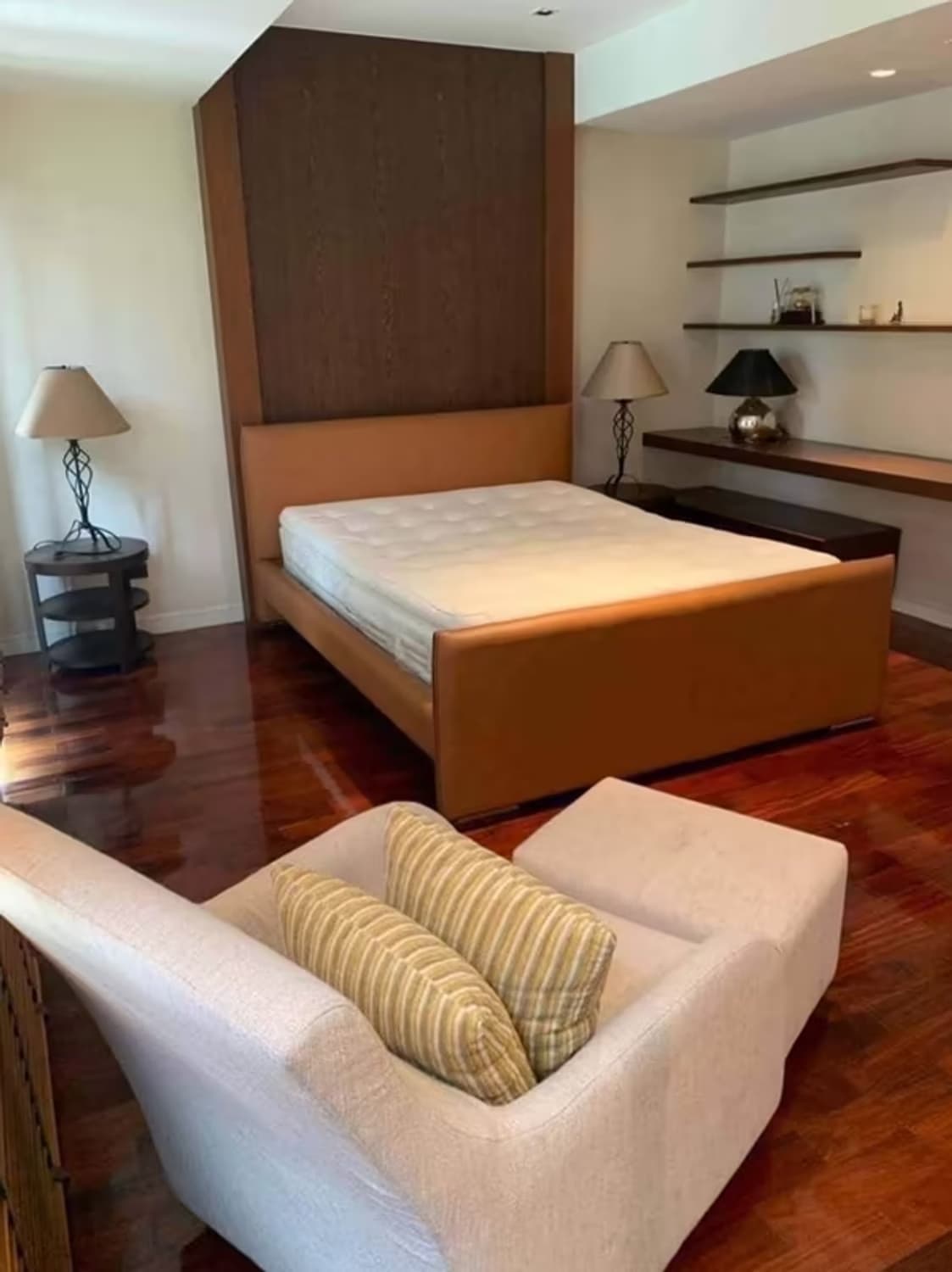 4 Bedroom House - Image 6