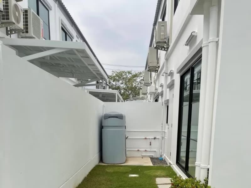 3 Bed Townhouse for Rent in Bang Phli, Samut Prakan