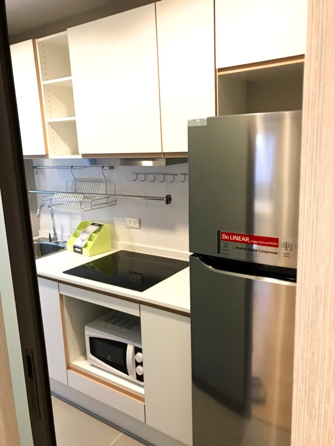 2 Bed Condo for Rent in Khlong Toei - Image 3