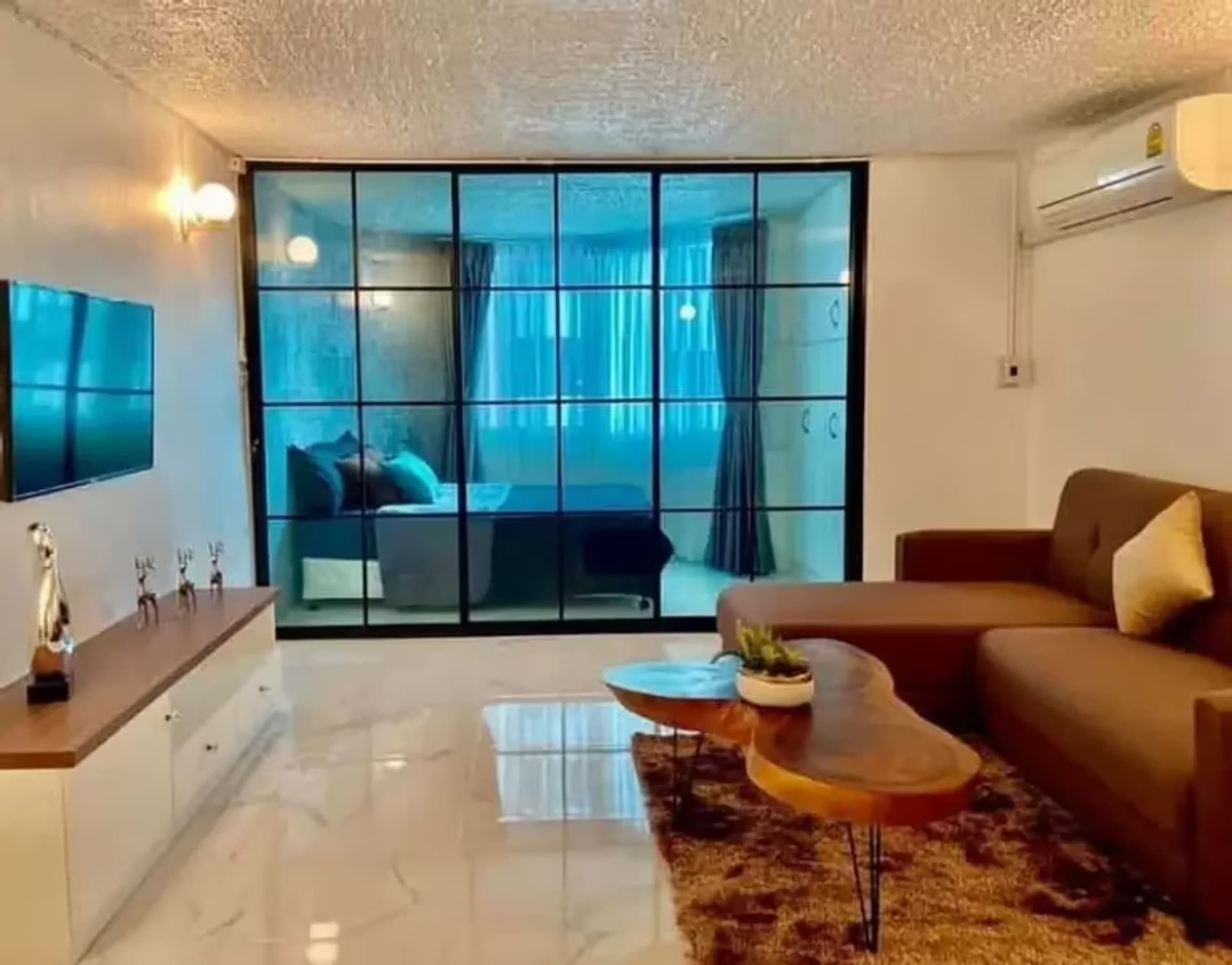 1 Bedroom Condo - Image 7