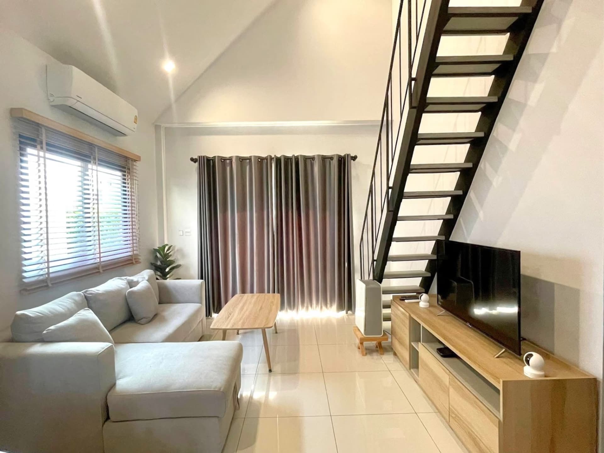 3 Bed House for Rent and Sale in San Sai - Image 2