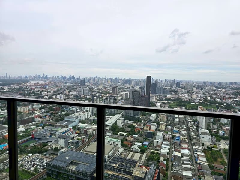 2 Bed Condo for Rent in Phra Khanong