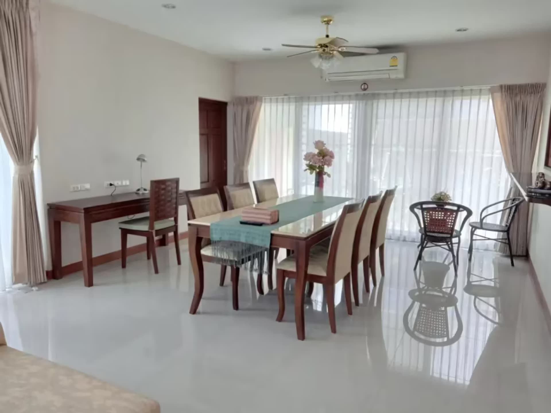 5 Bedroom House - Image 6