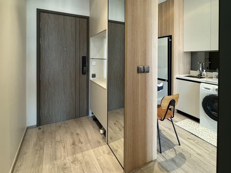 1 Bedroom Condo