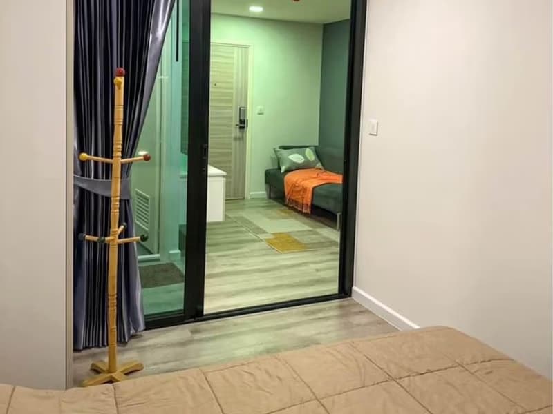 1 Bedroom Condo