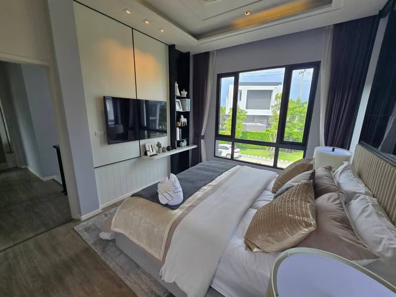 3 Bed House for Rent in Bang Phli