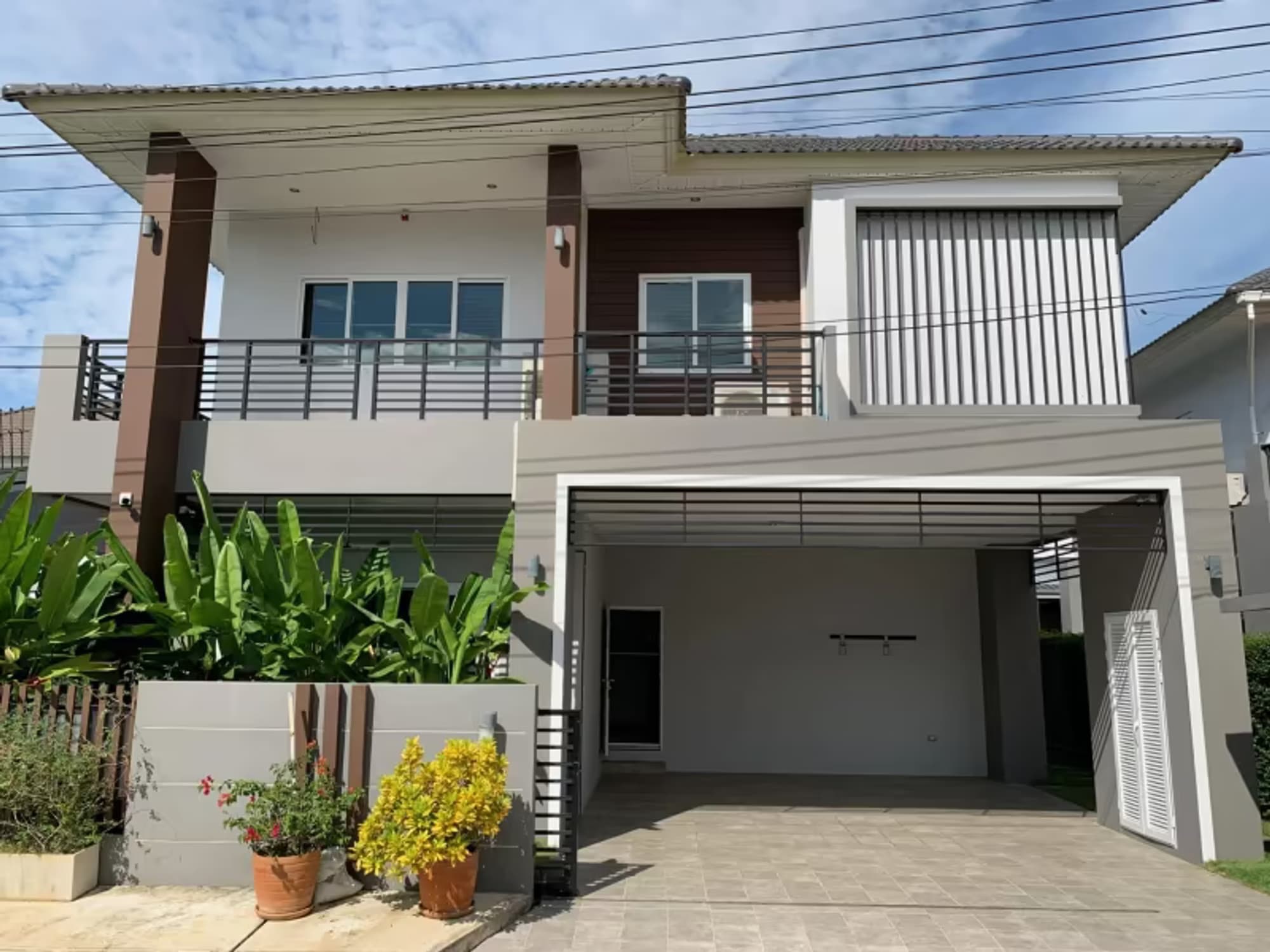 4 Bedroom House - Image 20