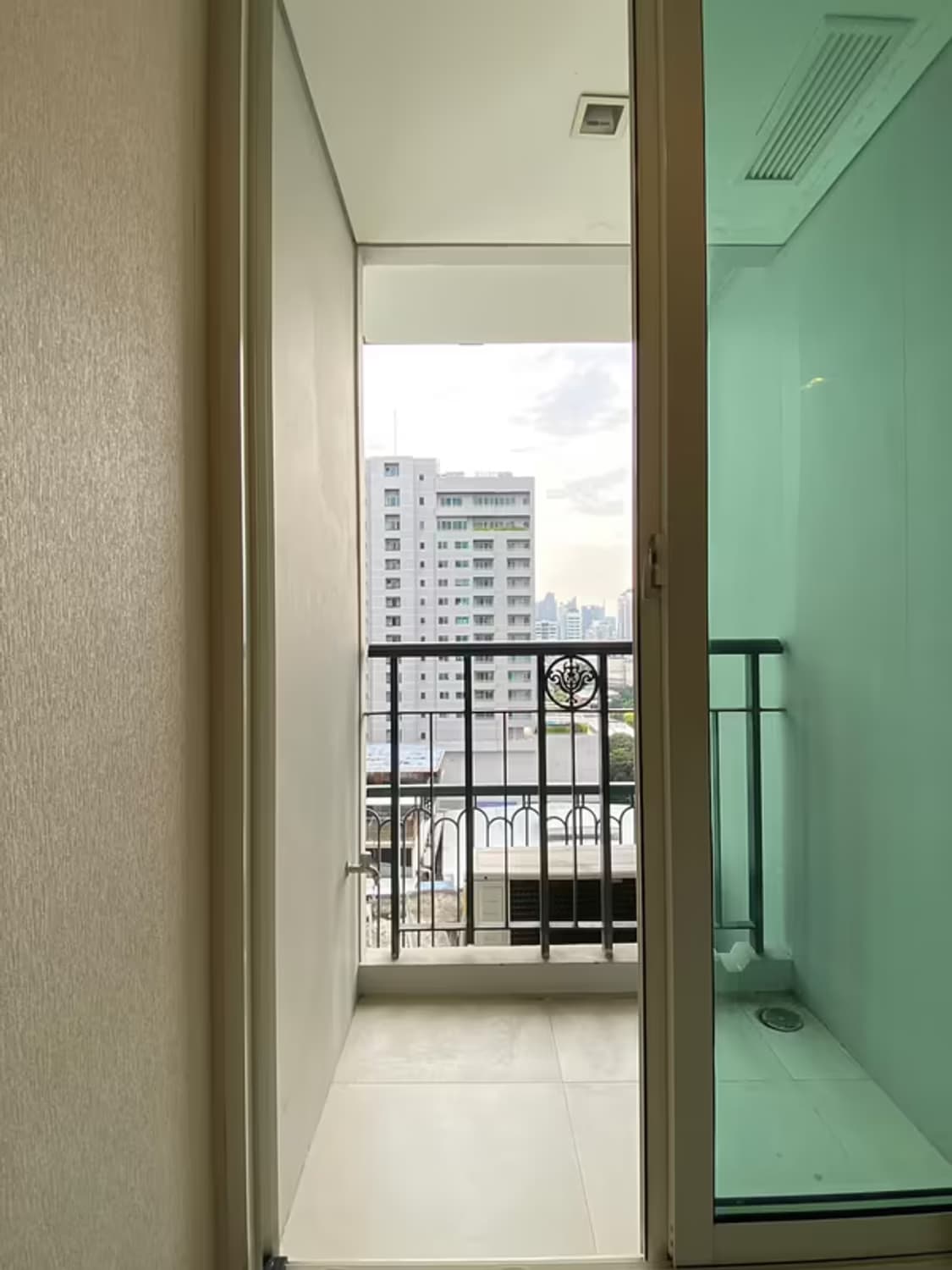 1 Bedroom Condo - Image 23