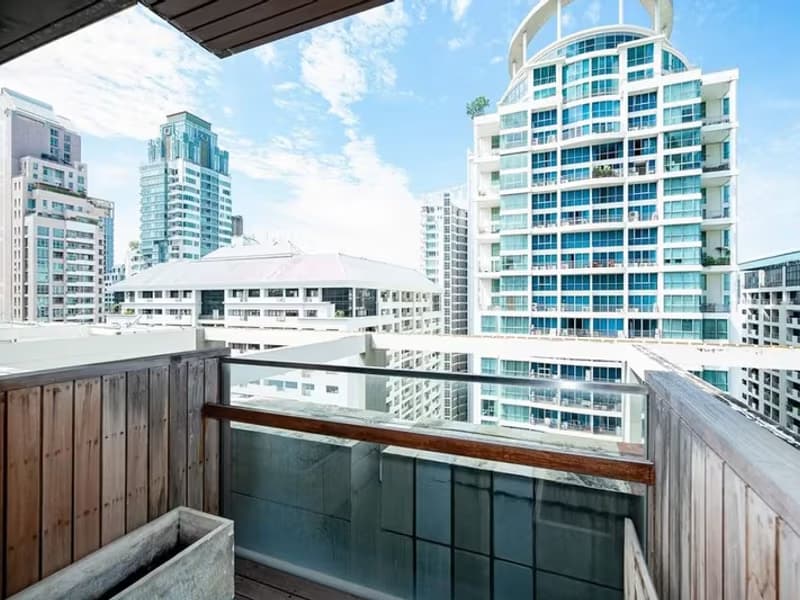 Condo for Sale at Hansar Residence