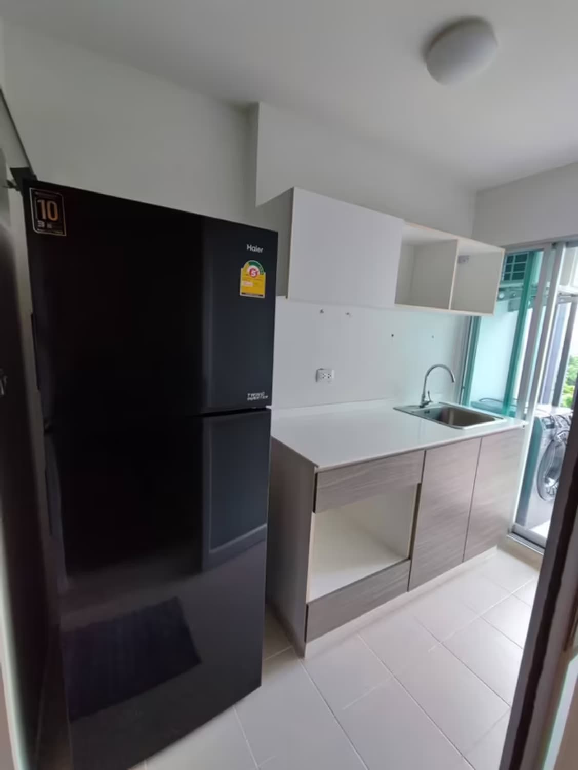 1 Bedroom Condo - Image 4