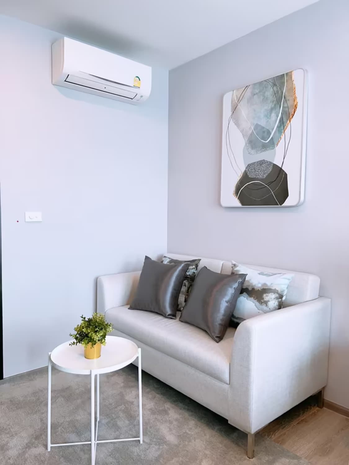 Studio for Rent in Mueang Samut Prakan - Image 2