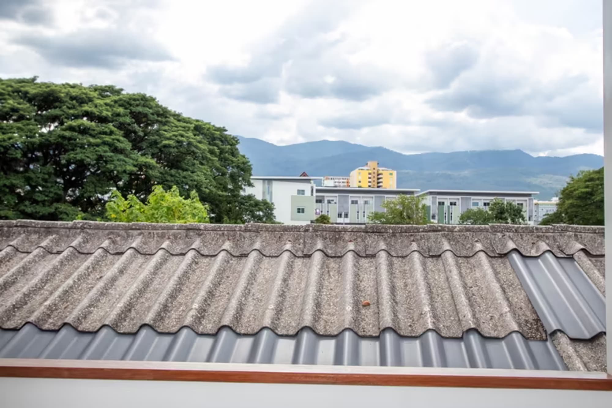3 Bedroom House - Image 5
