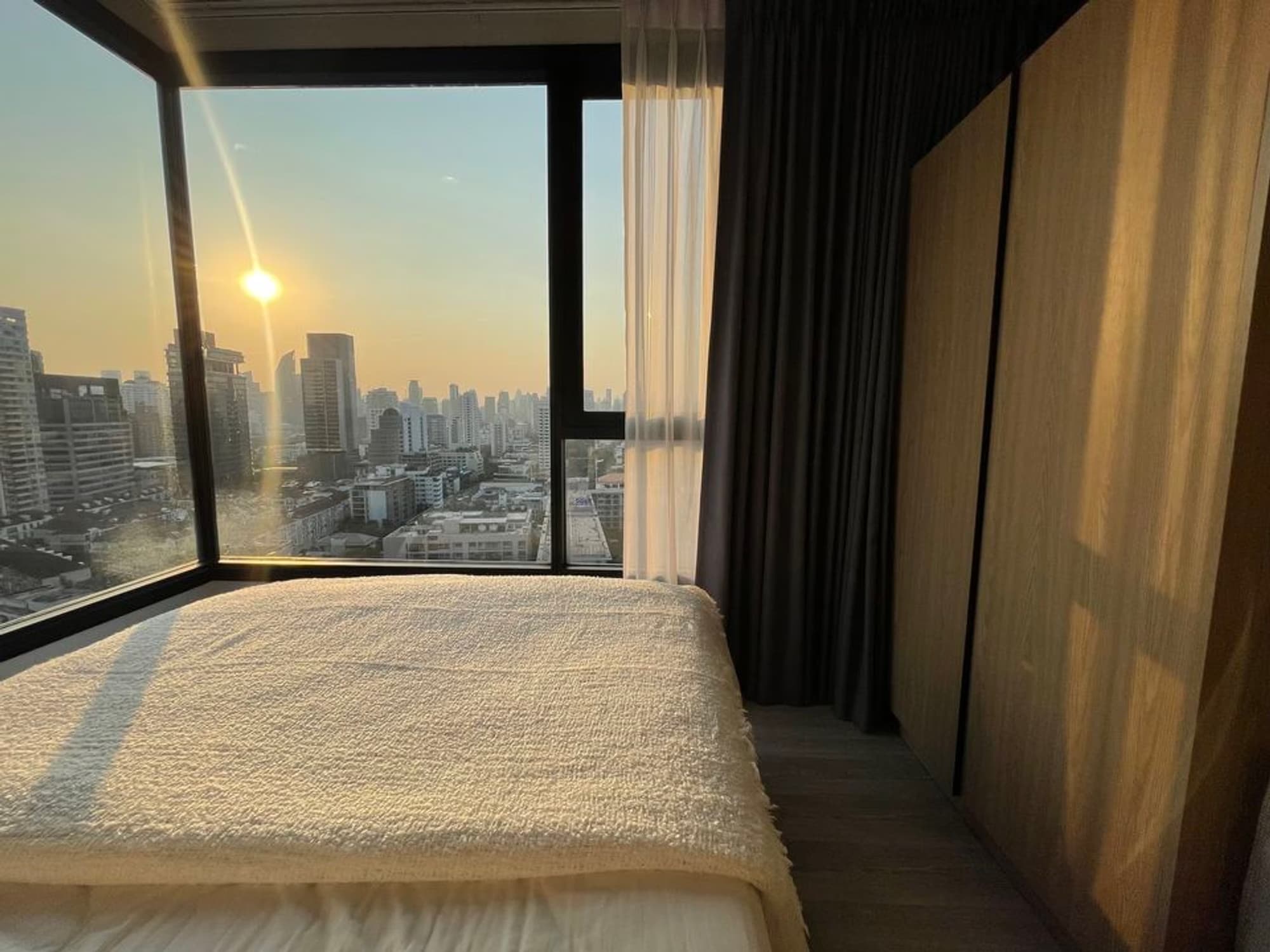 Condo for Rent at XT Ekkamai - Image 12