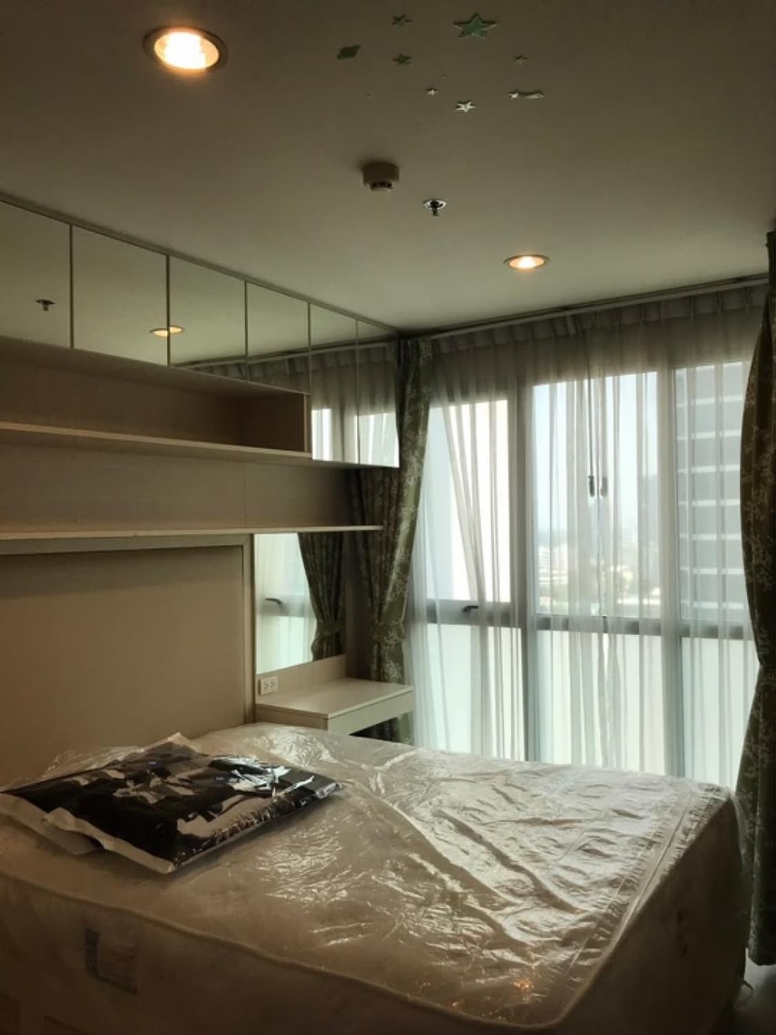 1 ห้องนอน Condo สำหรับ จำหน่าย ใน สาทร - Image 4