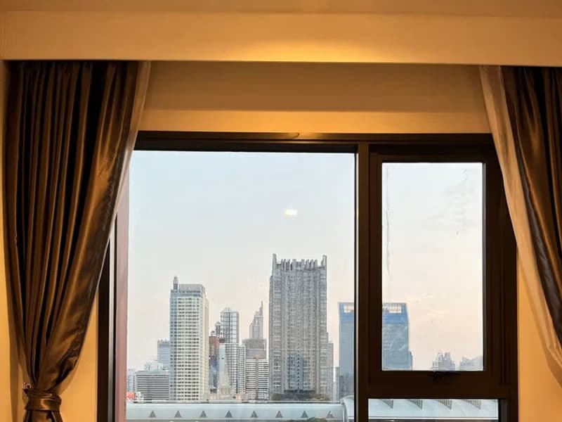 Condo for Rent at Life Asoke Hype