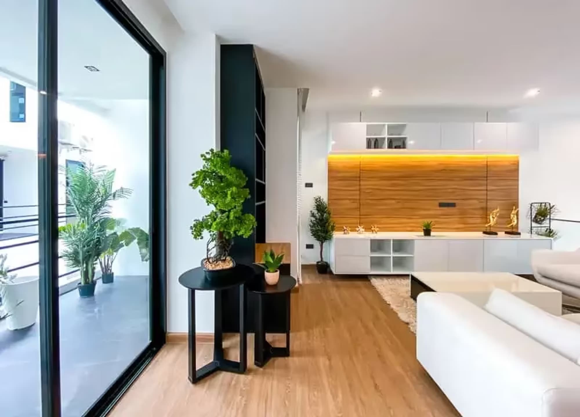3 Bedroom House - Image 10