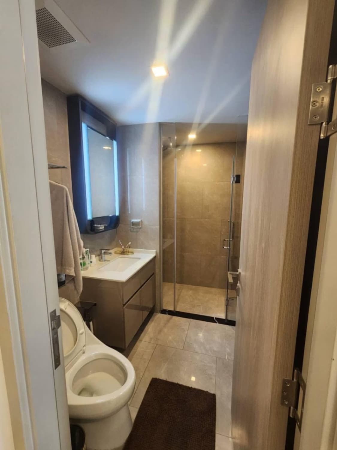 1 Bed Condo for Rent  Near Phra Ram 9 MRT - Image 4