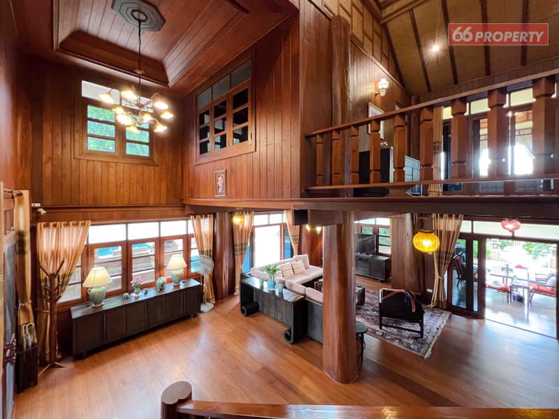 Spacious Pool Villa next to Ping River