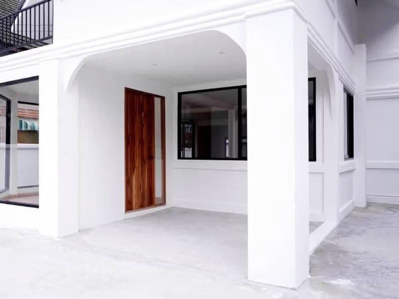3 Bed House for Rent in Bang Na