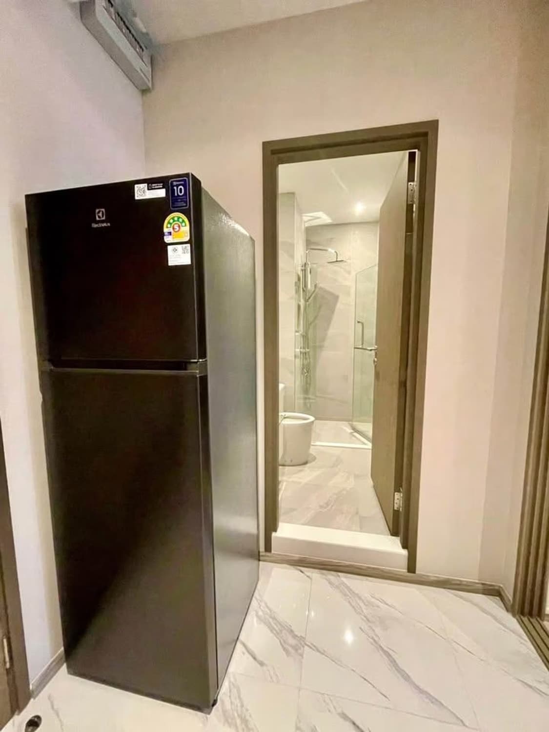1 Bed Condo for Rent in Watthana - Image 4
