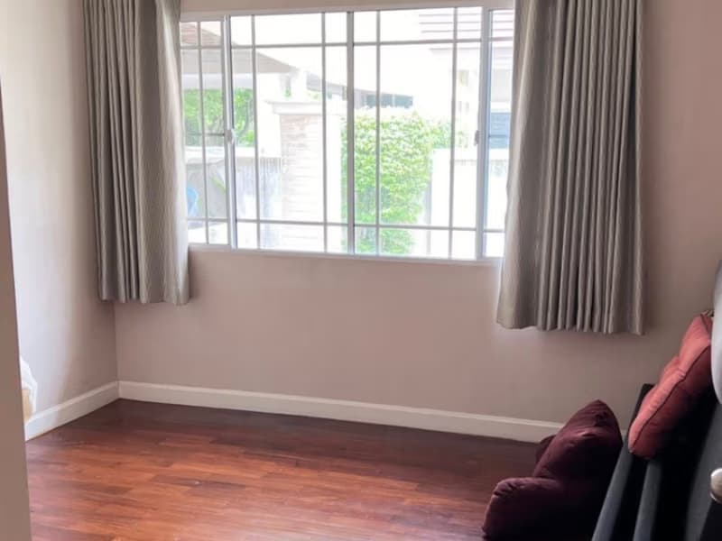 5 Bed House for Sale in Mueang Chiang Mai
