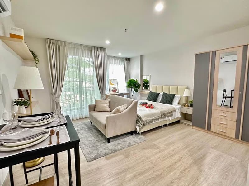 1 Bedroom Condo