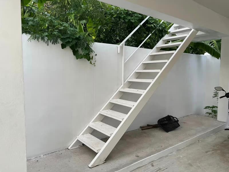 5 Bed House for Rent in Lat Krabang