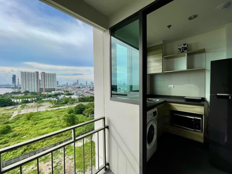 1 Bed Condo for Sale  Near Surasak BTS