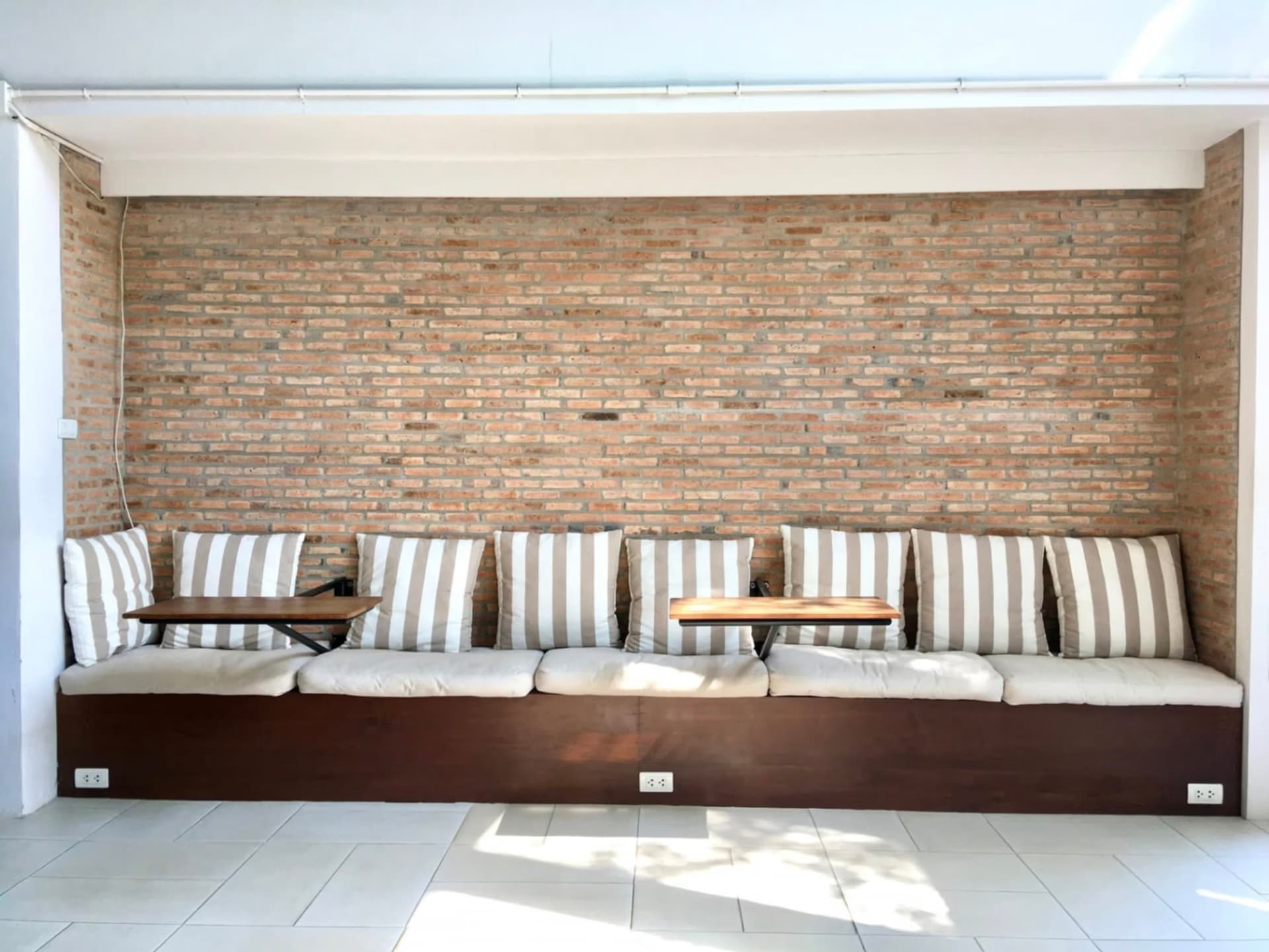 6 Bed House for Sale in Mueang Chiang Mai - Image 3