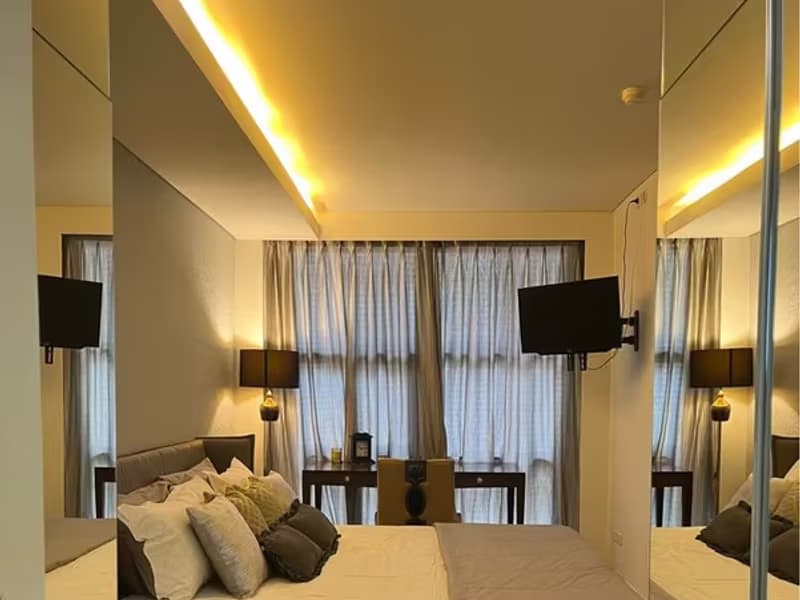 1 Bedroom Condo