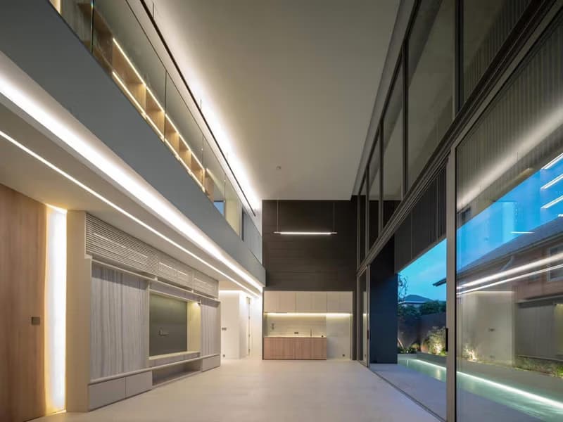4 Bed House for Sale in Watthana