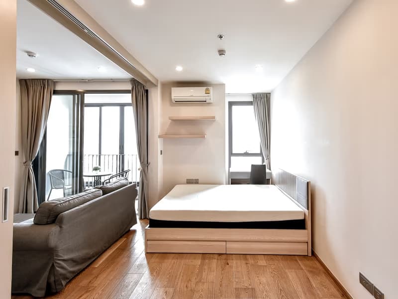 1 Bed Condo for Rent and Sale  Near Chit Lom BTS