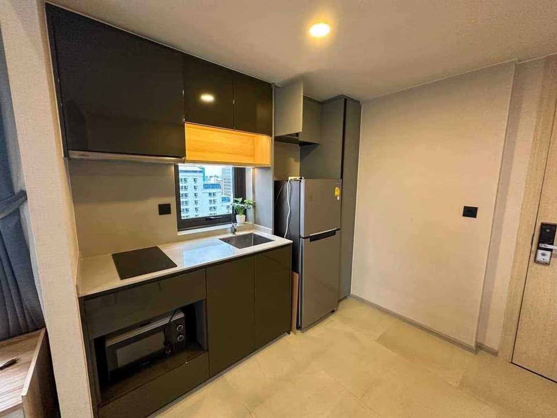 1 ห้องนอน คอนโด สำหรับ ขายและจำหน่าย ใน Pathum Wan - Image 5