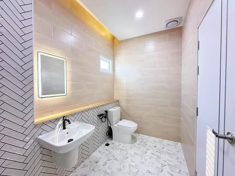4 Bed House for Sale in Hang Dong