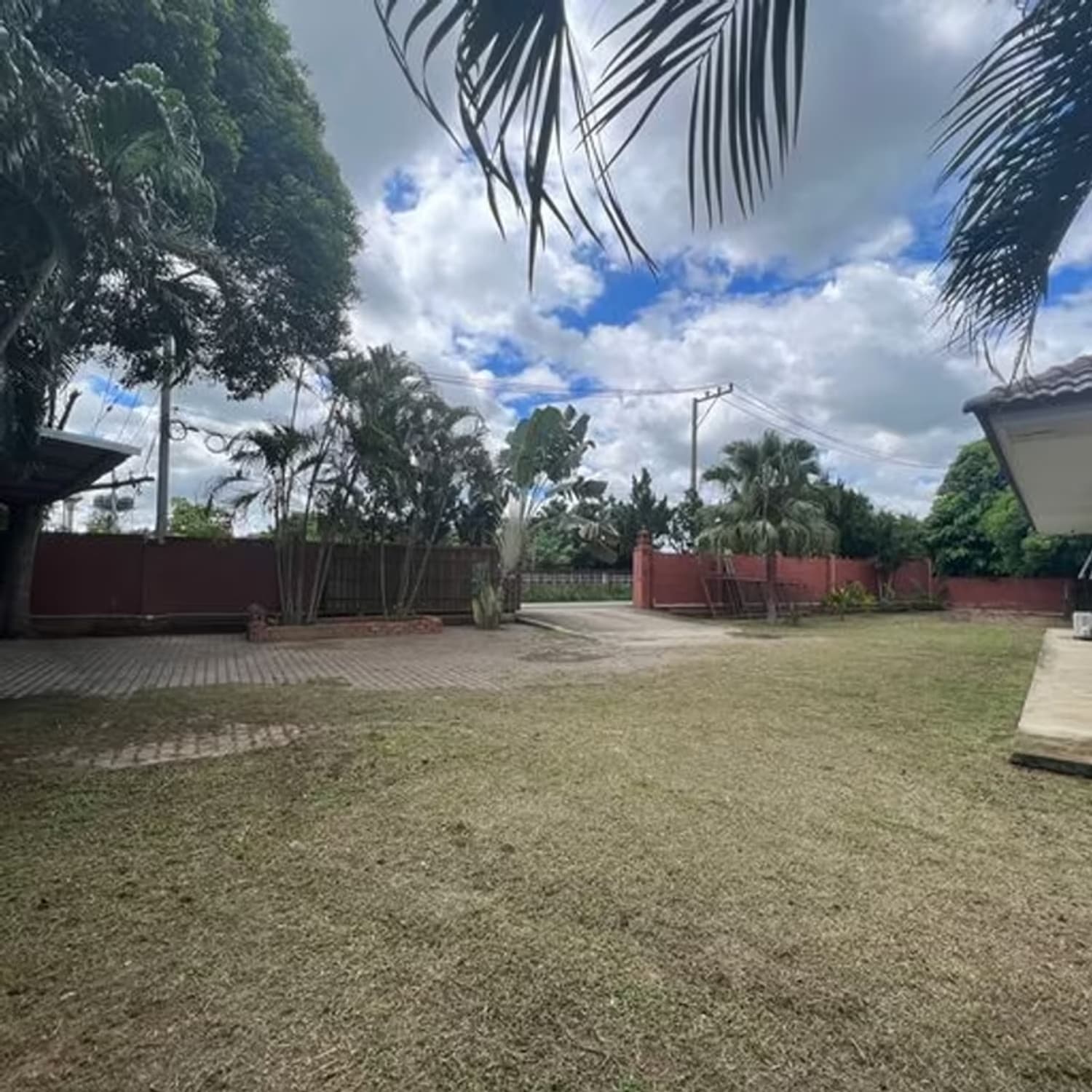 3 Bedroom House - Image 8
