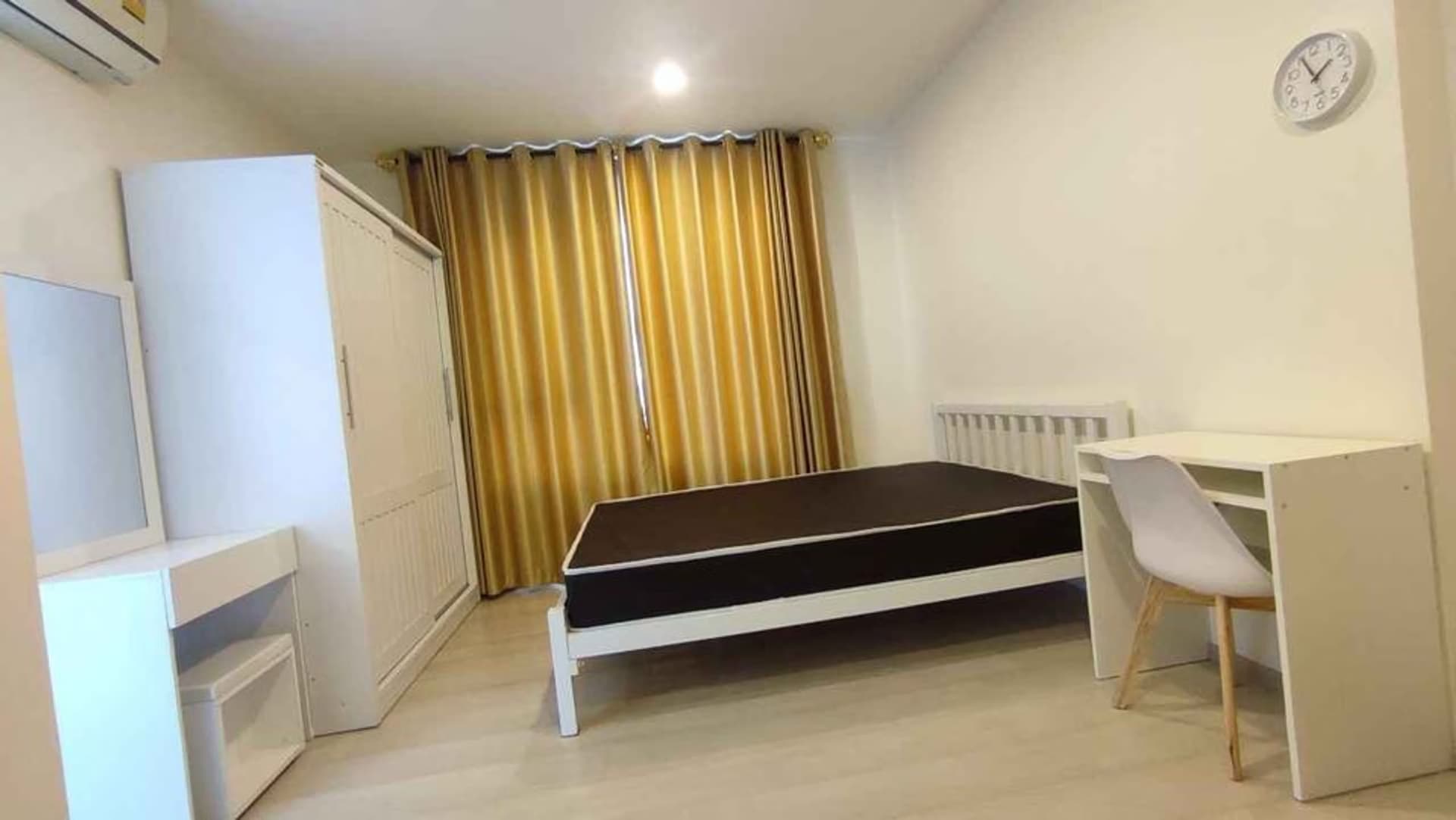 Condo for Rent at Life Asoke - Image 16