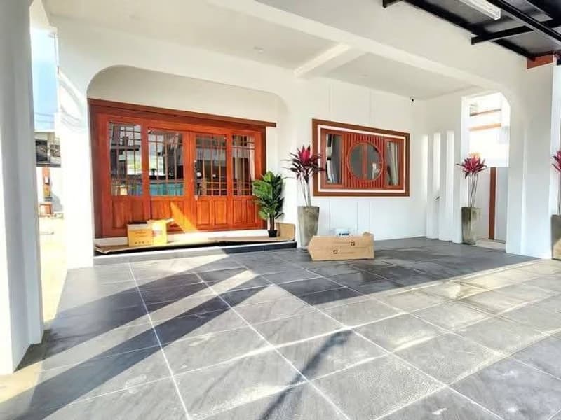 3 Bed House for Rent and Sale in Hang Dong District