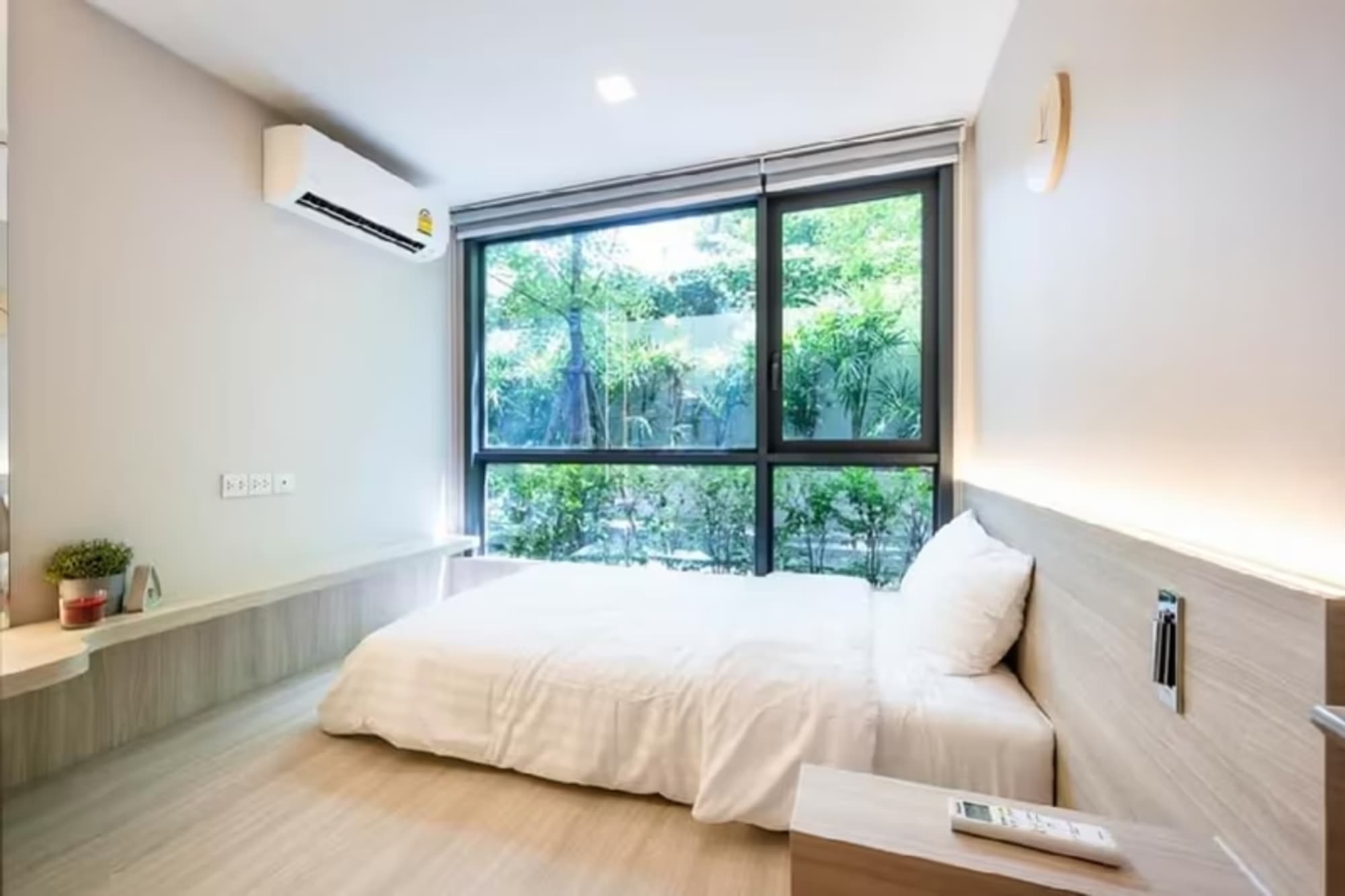Condo for Sale at Taka Haus Ekkamai 12 - Image 8