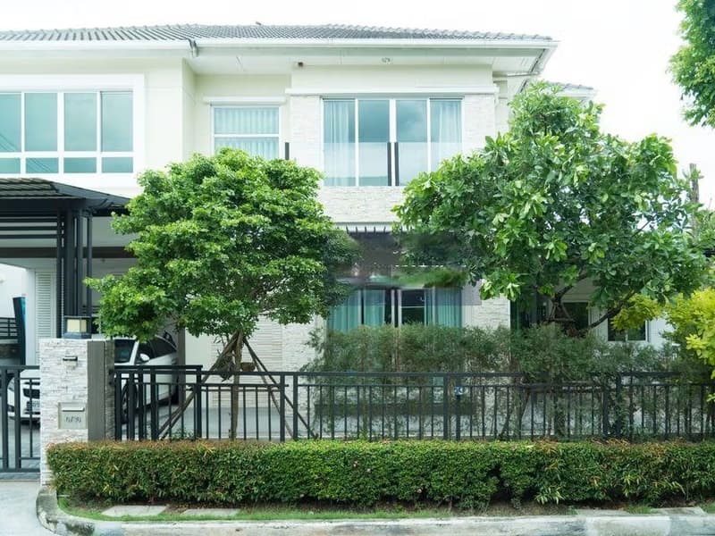 House for Rent, Sale w/Tenant at Grand Bangkok Boulevard Rama 9 - Srinakarin