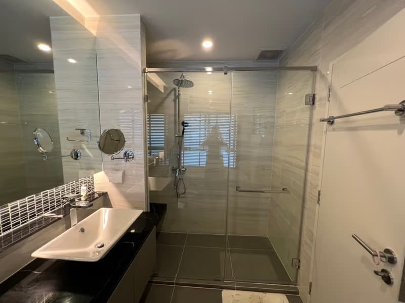 4 Bed House for Rent in Prawet