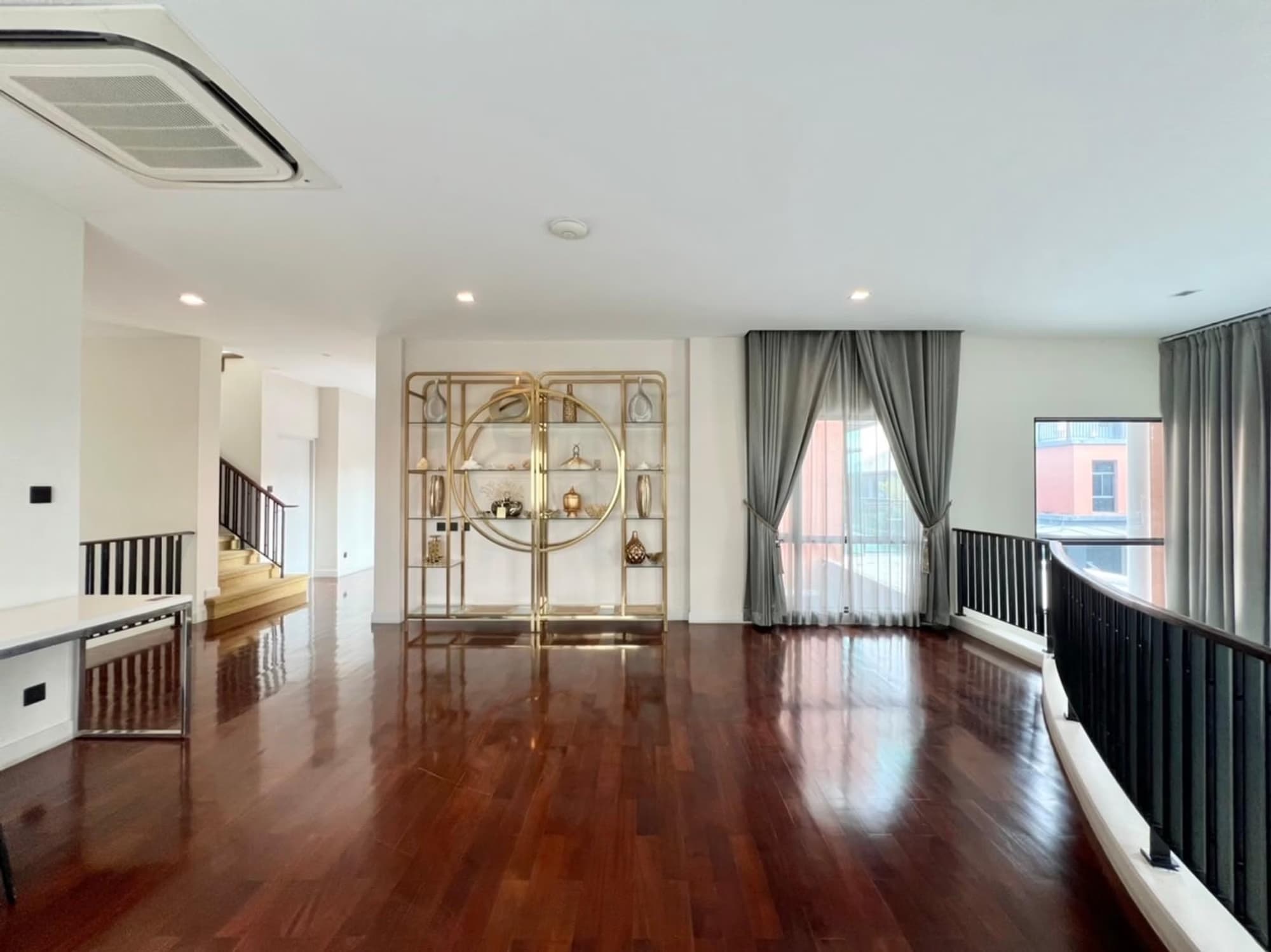 House for Sale at  Grand Bangkok Boulevard Rama 9 - Srinakarin - Image 5
